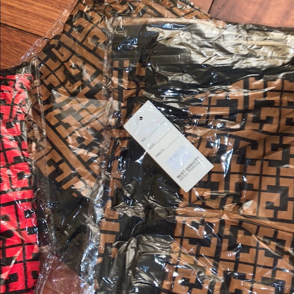 Short Sleeve Off Shoulder Bodycon
Coffee Dress #🤎 - Picture 4 of 8